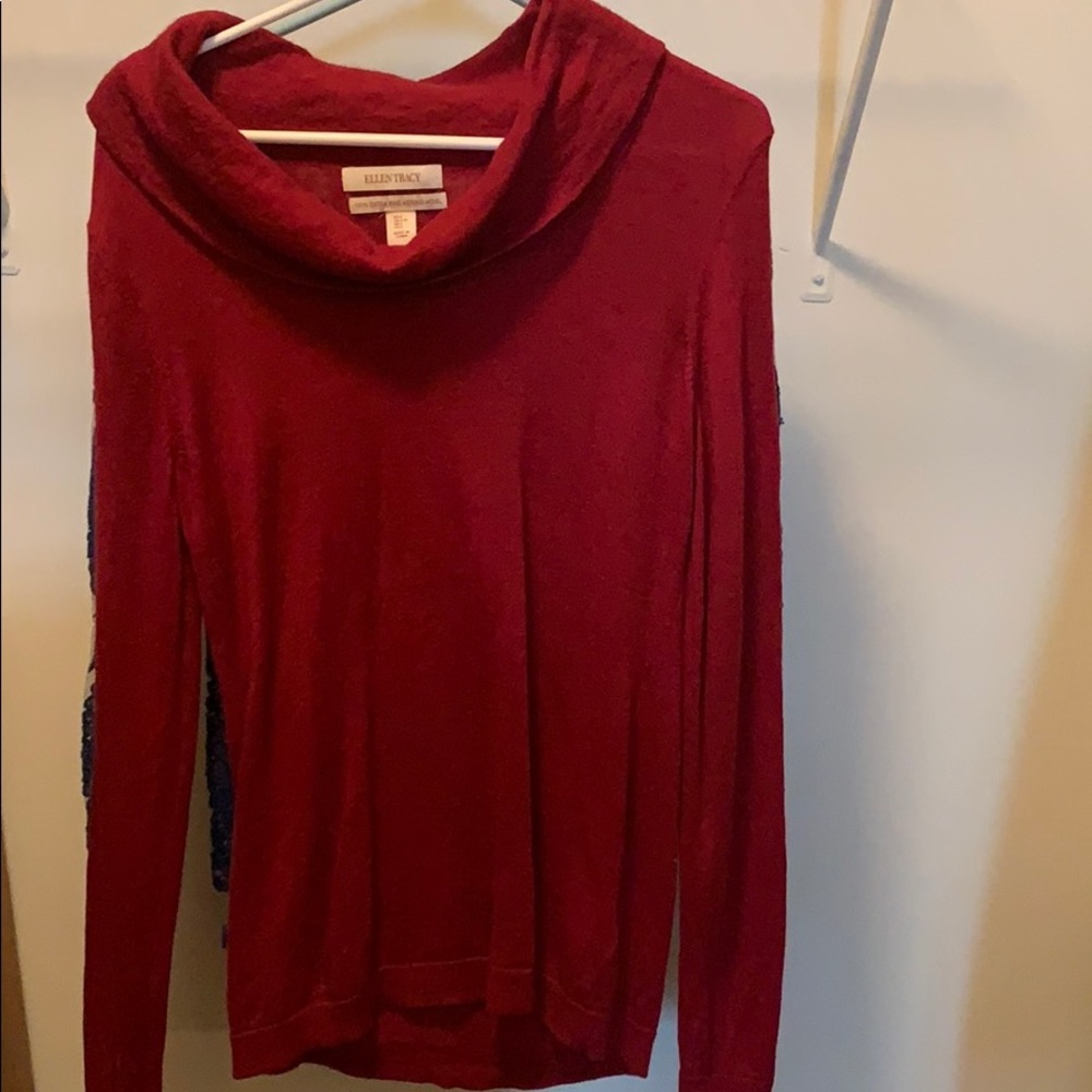 Ellen Tracy loose fit turtle neck